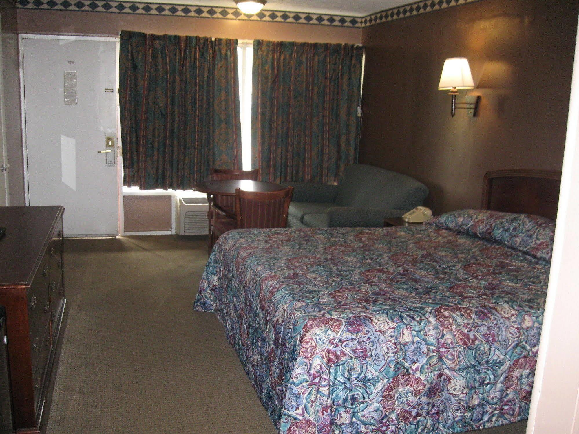 Fincastle Motor Inn Tazewell Bagian luar foto